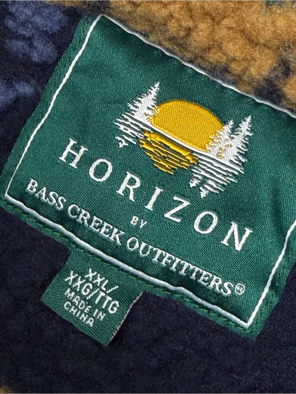 Horizon Bass Creek Outfitters mountain landscape sherpa fleece pullover mens XXL
